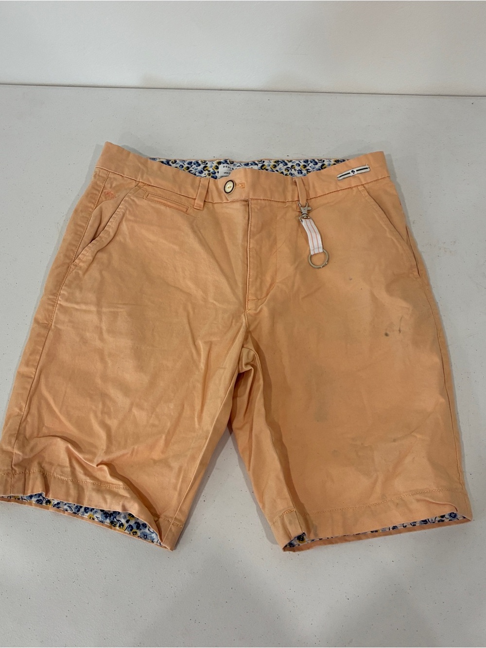 Denim & Flower Ricky Singh Men’s Chino Shorts Size 30- Peach/ Salmon